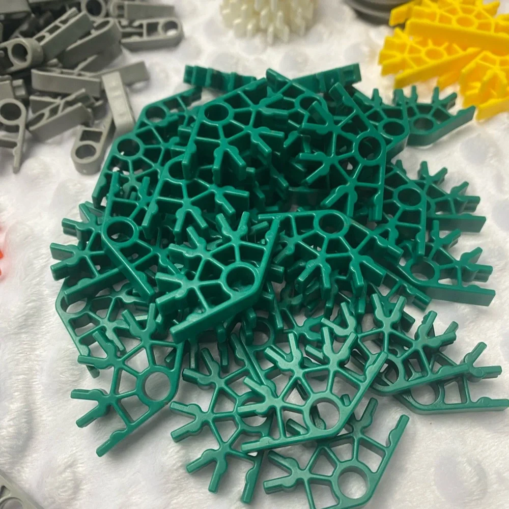 K’NEX Set - 385 pieces